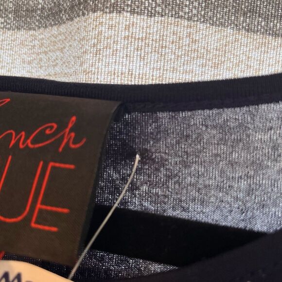 French Blue Navy Rhinestone Tunic Top Size Medium Petite - Picture 4 of 6